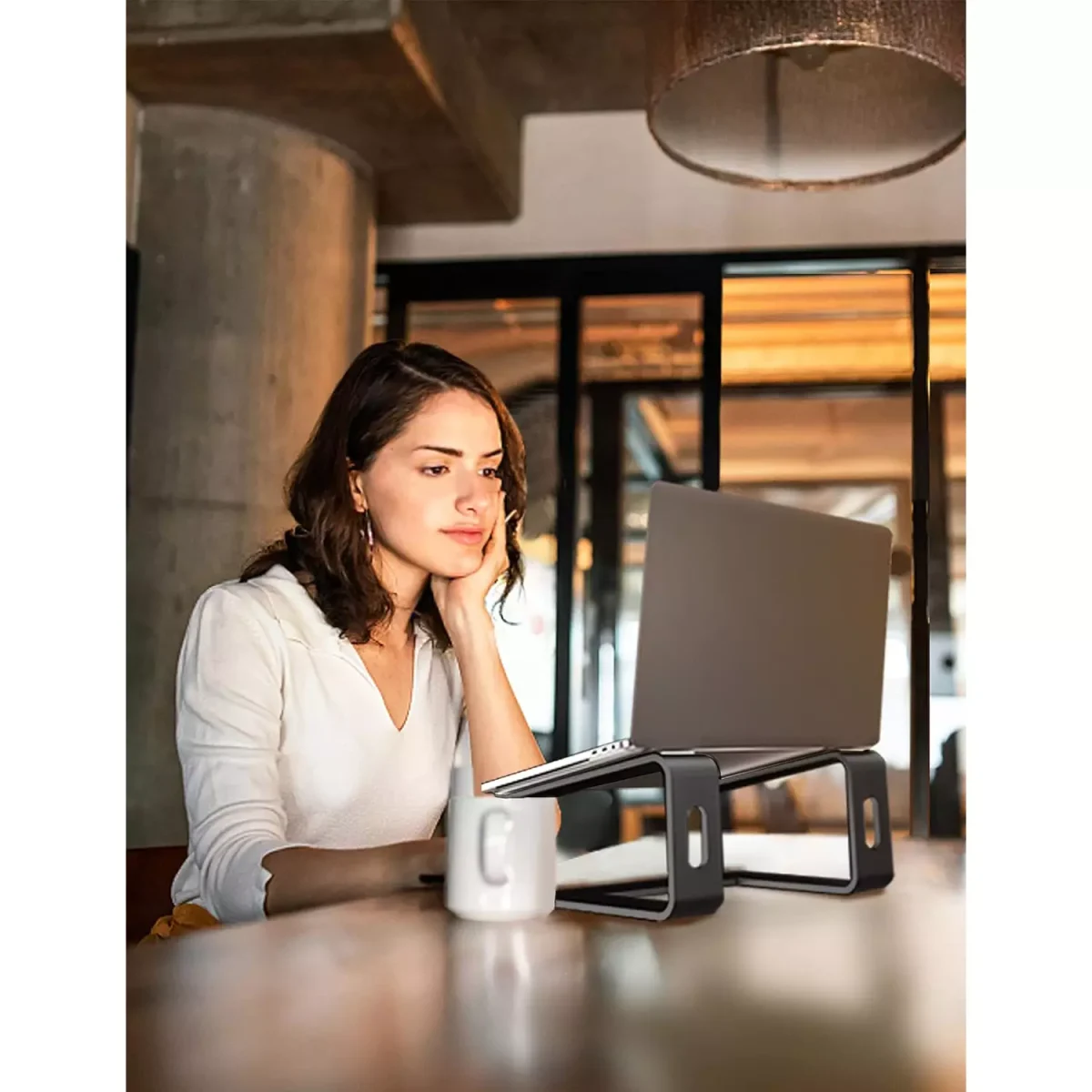 Z1 Laptop Stand, Aluminum Ergonomic Laptops Elevator for Desk, Compatible with 10 to 15.6 Inches, Black