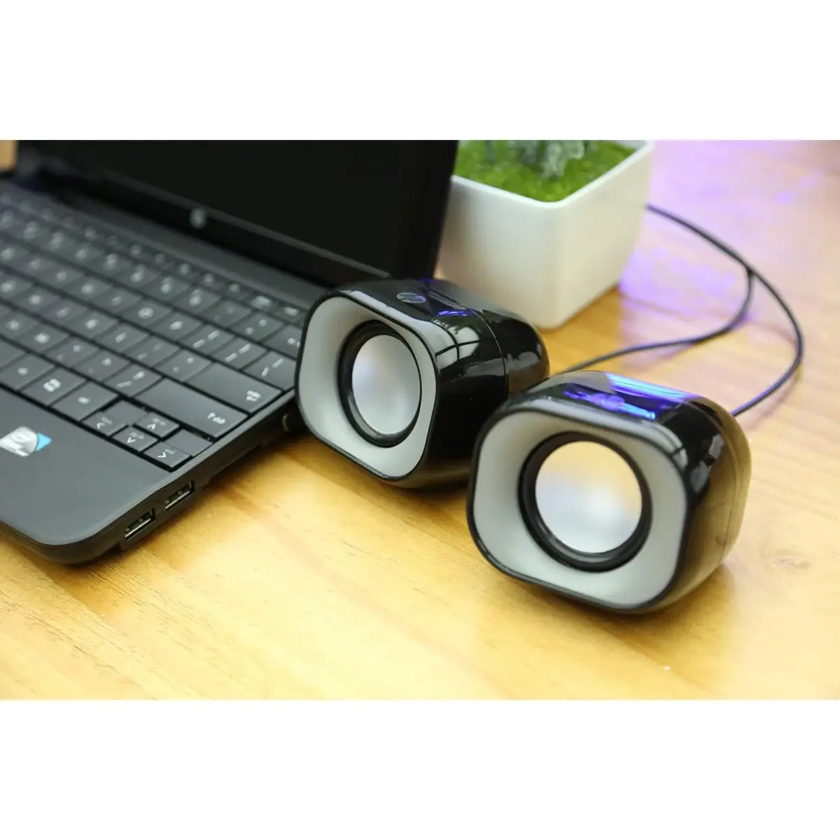 HP DHS-2111 Wired Mini Desktop Speaker Multimedia Stereo Subwoofer 6W for Home, Laptop and Notebook