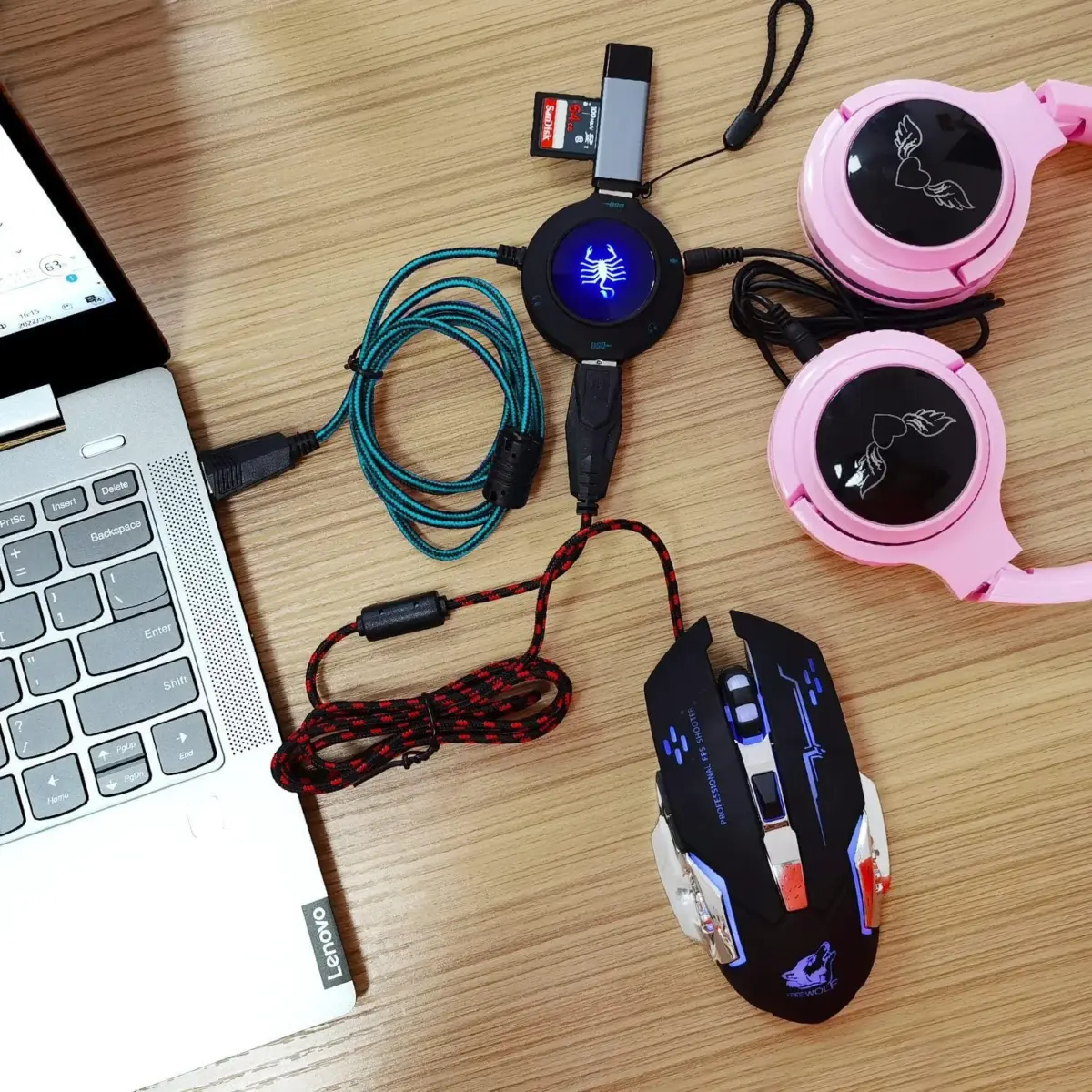 SVYHUOK SK-280 USB Sound Card HUB 2 Port USB , Port For Microphone, Port for Headphone, Port works for Headset and Microphone